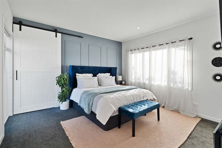 Photo of property in 10 Factory Road, Belfast, Christchurch, 8051