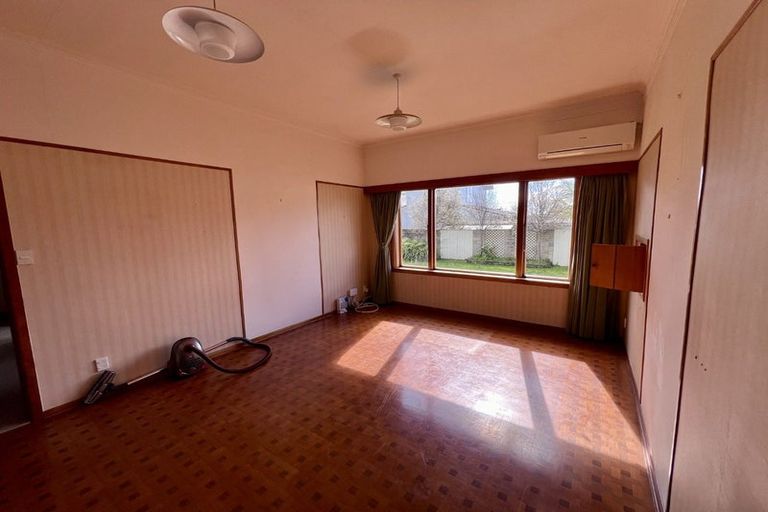 Photo of property in 33 Mcleod Road, Henderson, Auckland, 0612