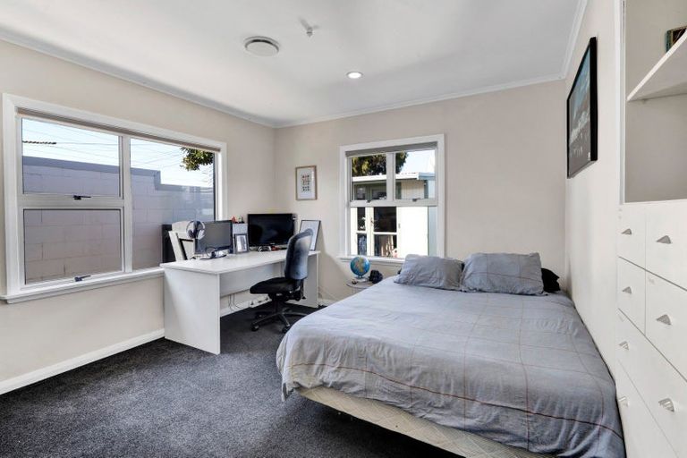 Photo of property in 7 Saxton Road, Upper Vogeltown, New Plymouth, 4310