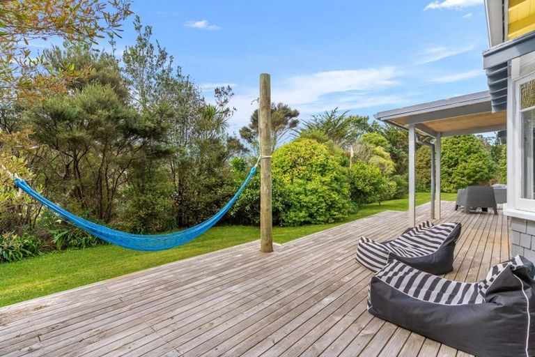 Photo of property in 17 Oruawharo Road, Topuni, Wellsford, 0975
