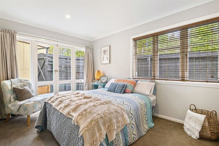 Photo of property in 113 Carlisle Road, Torbay, Auckland, 0632