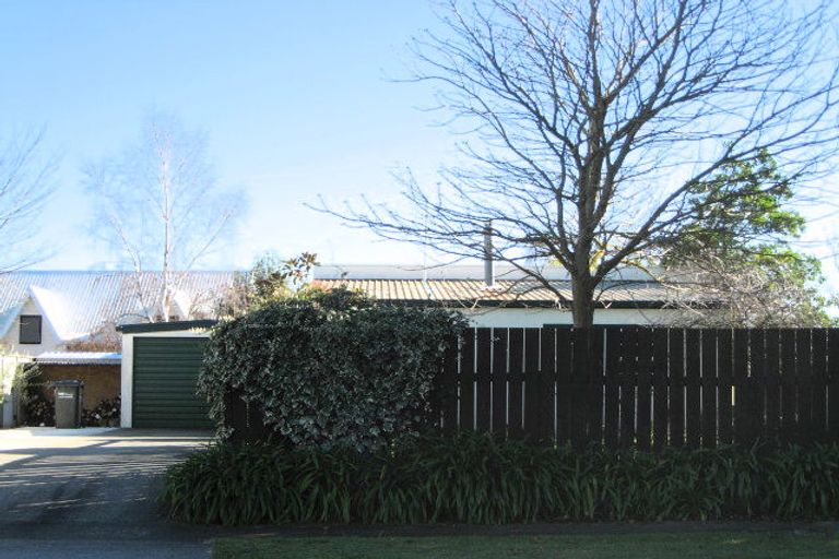 Photo of property in 52 Reynolds Road, Havelock North, 4130