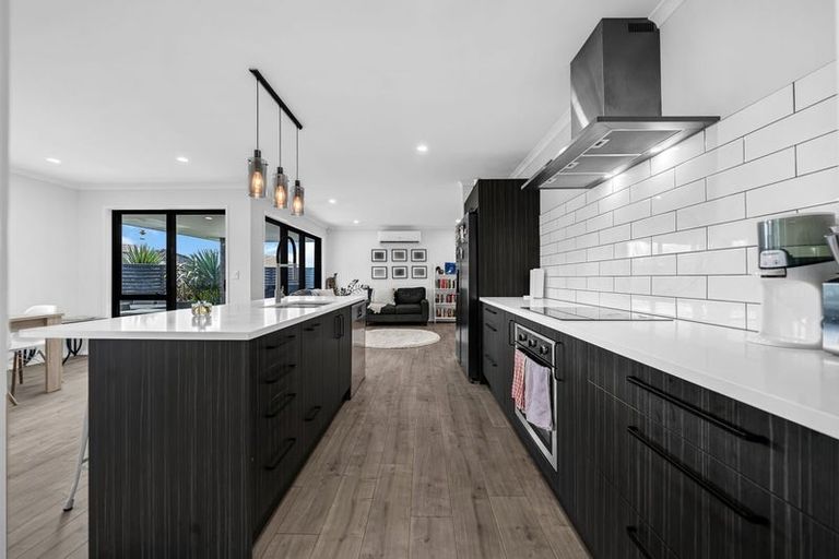 Photo of property in 58 Peacock Place, Pokeno, 2402