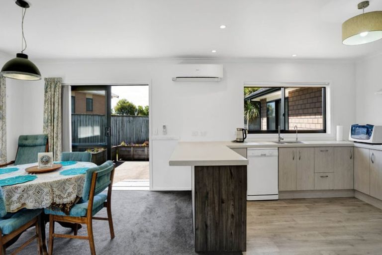 Photo of property in 6 Elizabeth Grove, Stratford, 4332