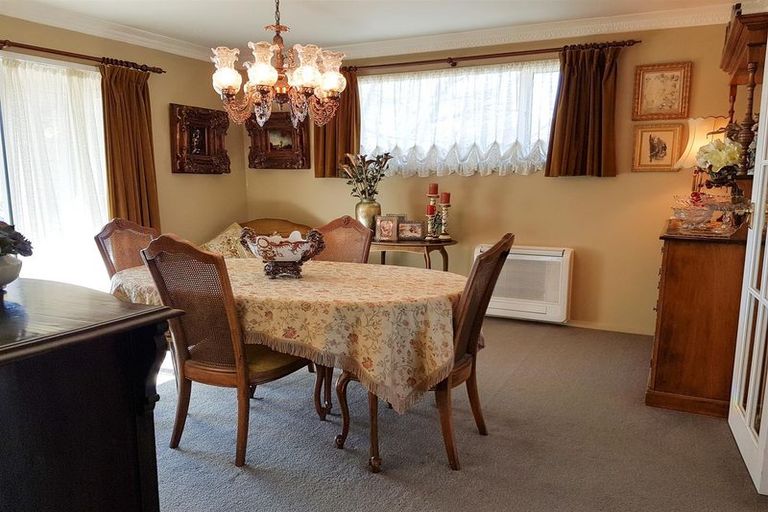 Photo of property in 35 Murray Place, Lake Tekapo, 7999