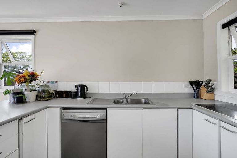 Photo of property in 22a Pukatea Street, Inglewood, 4330