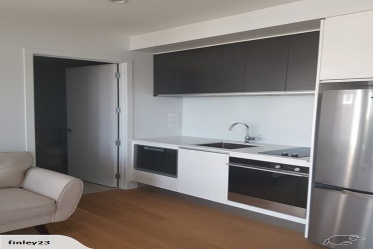 Photo of property in Frank Sargeson Apts, 404/74 Anzac Street, Takapuna, Auckland, 0622