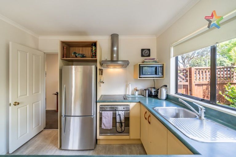 Photo of property in 27a Malone Road, Waterloo, Lower Hutt, 5011