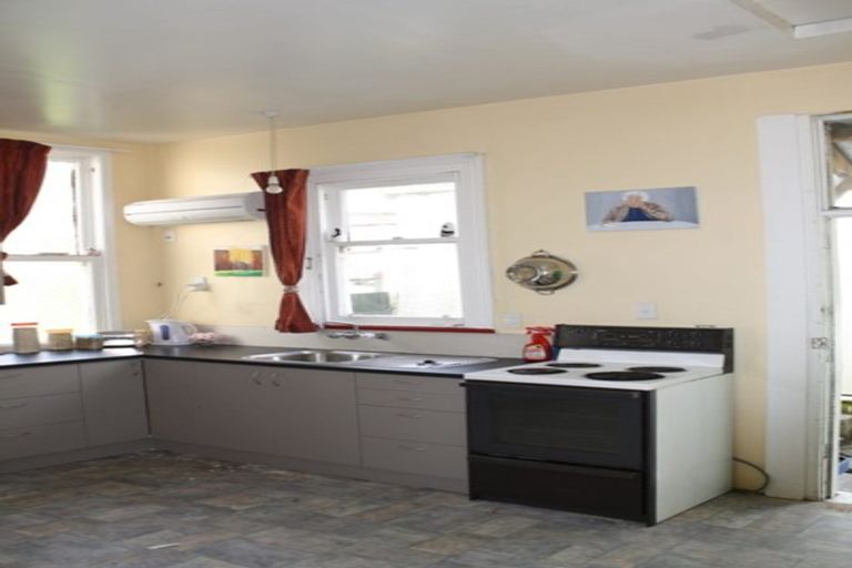 Photo of property in 877 George Street, North Dunedin, Dunedin, 9016