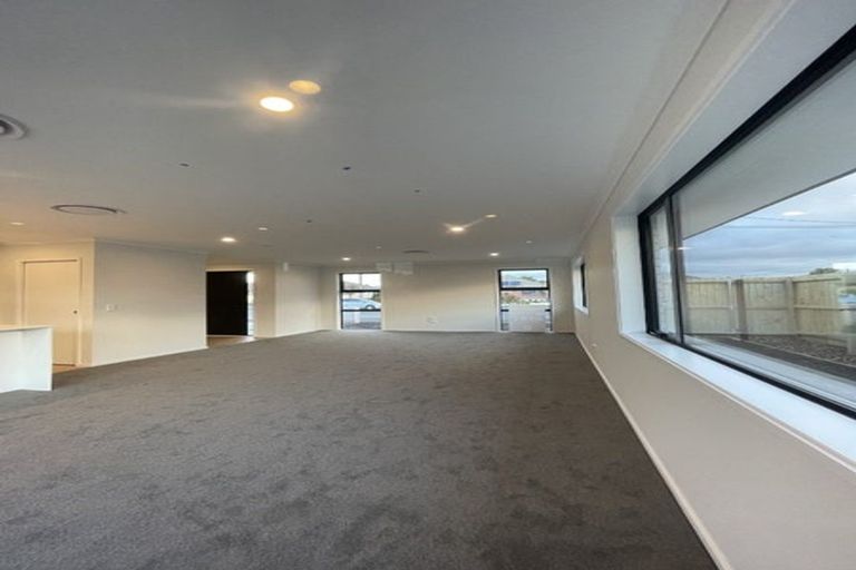 Photo of property in 48 Moffett Street, Islington, Christchurch, 8042