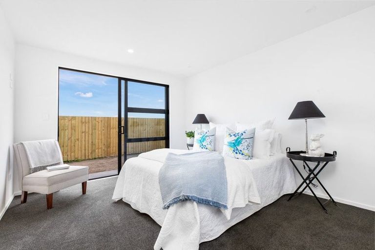 Photo of property in 38 Agathis Crescent, Wigram, 8025