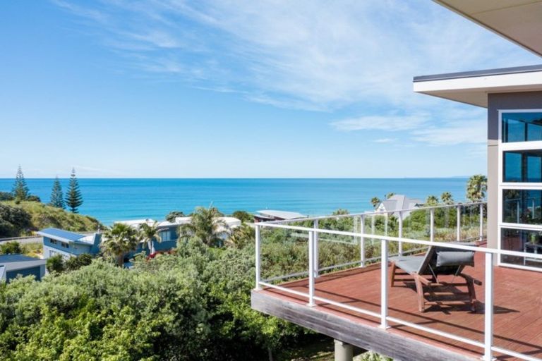 Photo of property in 30 Sirrah Street, Okitu, Gisborne, 4010