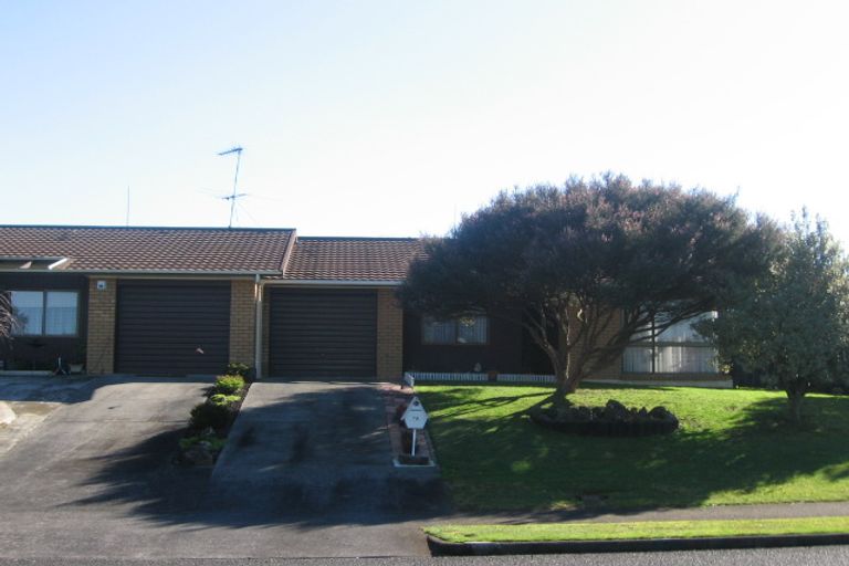 Photo of property in 1a Lorelei Place, Opaheke, Papakura, 2113