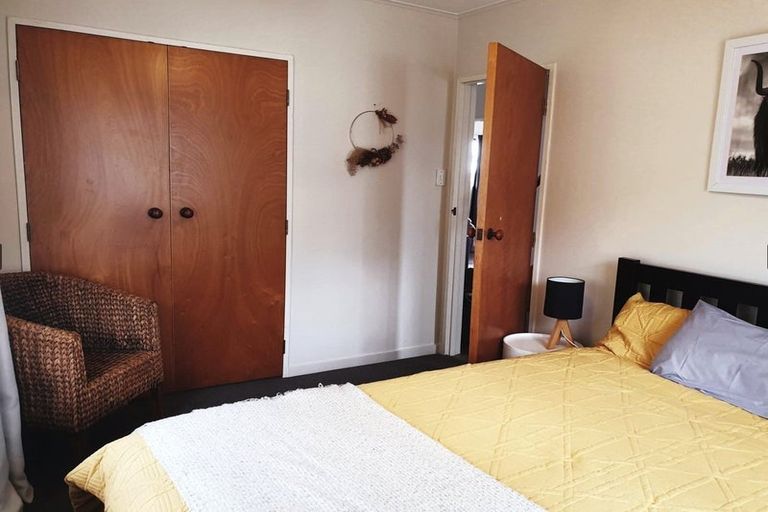 Photo of property in 17 Delhi Road, Hospital Hill, Napier, 4110