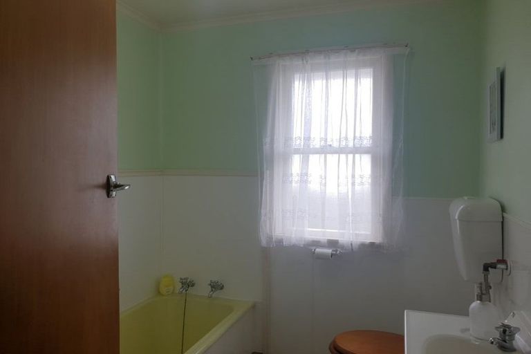 Photo of property in 12 Glen Terrace, Te Puke, 3119