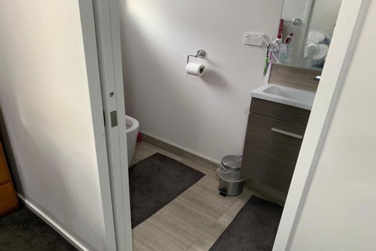 Photo of property in 2 Dow Square, Wigram, Christchurch, 8025