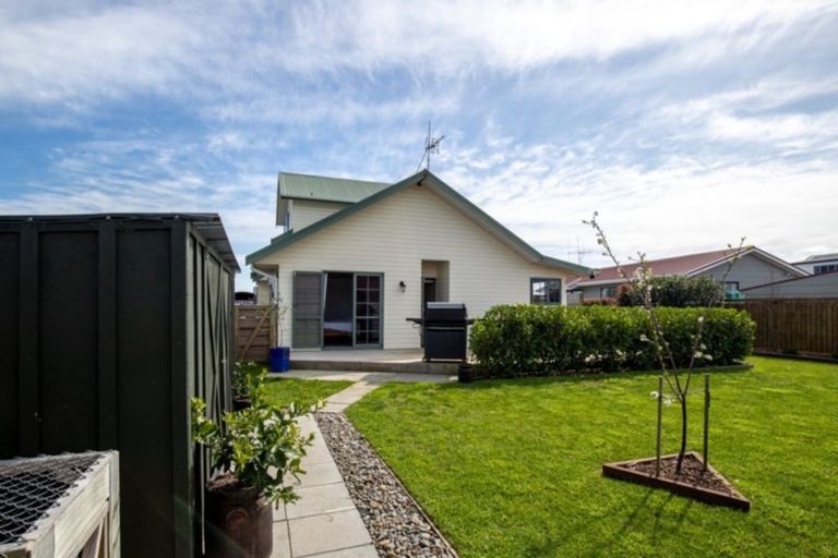 Photo of property in 27 Raratuna Street, Turua, 3574