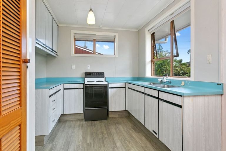 Photo of property in 2/1151 Bank Street, Te Awamutu, 3800