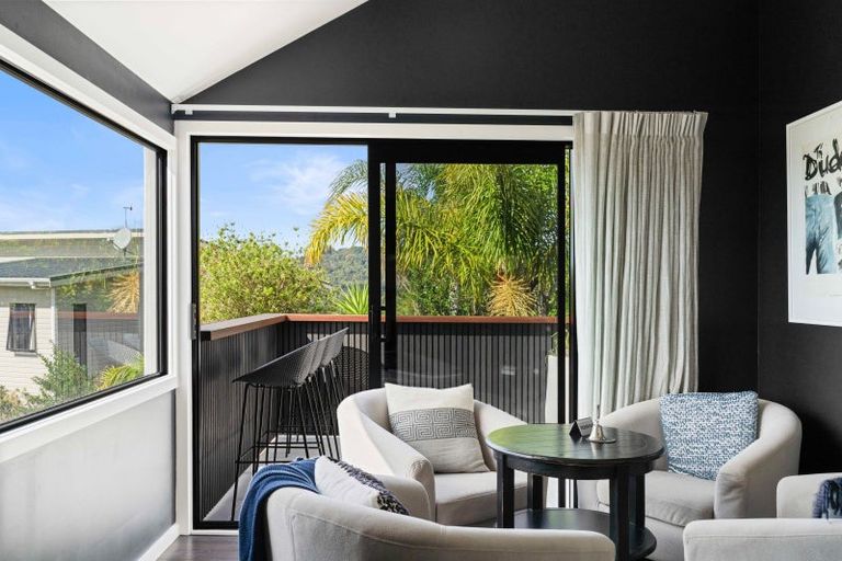 Photo of property in 107 Pacific View Drive, Whangamata, 3620