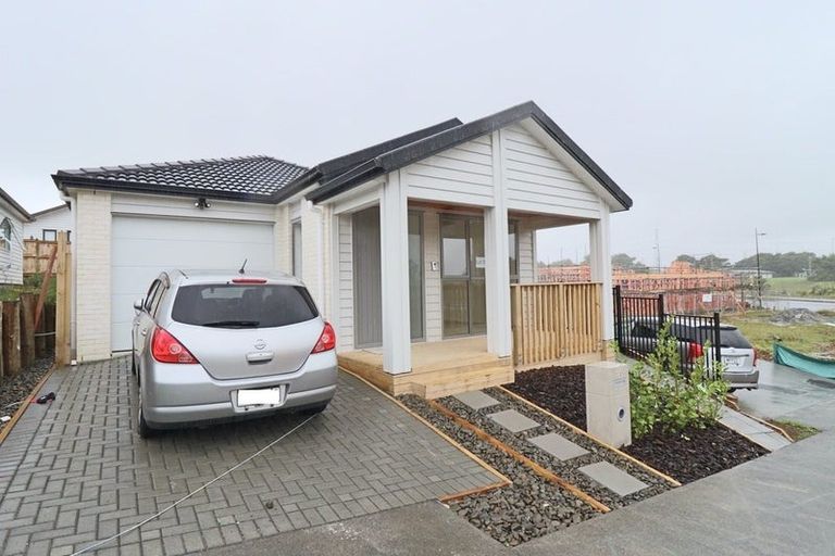 Photo of property in 3 Rarangi Mai Lane, Karaka, 2113