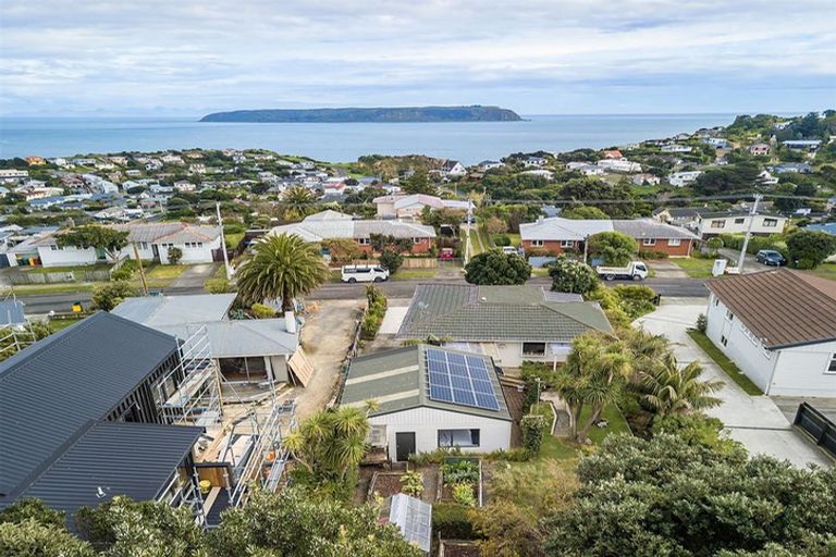 Photo of property in 42 Herewini Street, Titahi Bay, Porirua, 5022