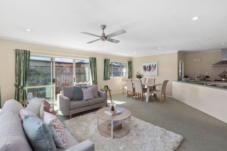 Photo of property in 11 Woodland Grove, Wainuiomata, Lower Hutt, 5014