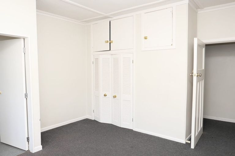 Photo of property in 5 Burrows Avenue, Karori, Wellington, 6012