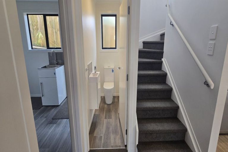 Photo of property in 30c Russell Road, Manurewa, Auckland, 2102