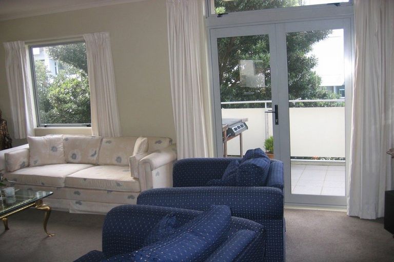 Photo of property in Marrakech Cafe, 28/305 Evans Bay Parade, Hataitai, Wellington, 6021