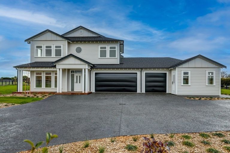 Photo of property in 4 Sunline Drive, Leamington, Cambridge, 3432