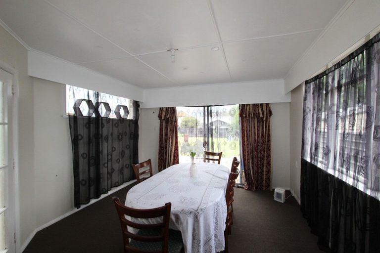 Photo of property in 11 Wilson Street, Pahiatua, 4910