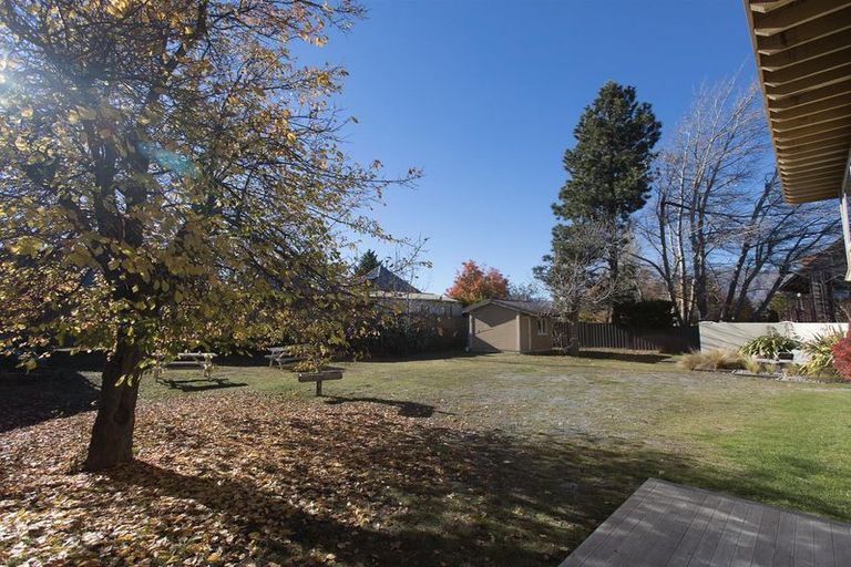 Photo of property in 35 Murray Place, Lake Tekapo, 7999