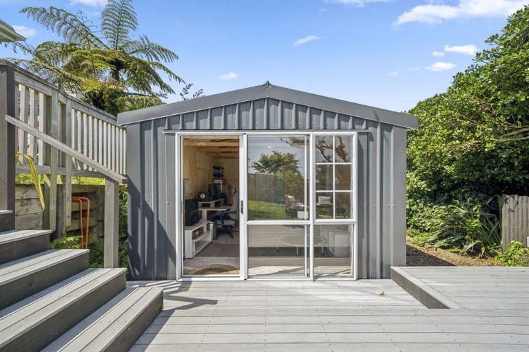 Photo of property in 19 Handyside Street, Tawa, Wellington, 5028