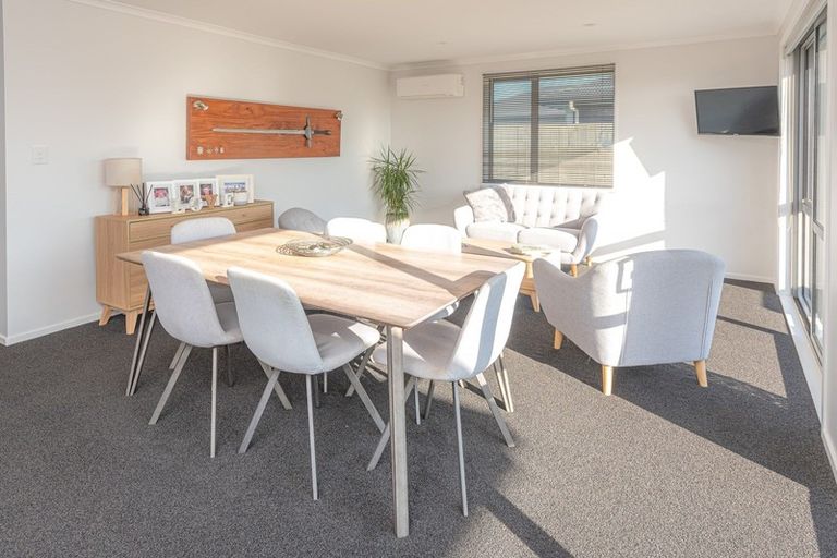 Photo of property in 55 Magnolia Crescent, Tawhero, Whanganui, 4501