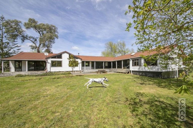 Photo of property in 10 Taha Road, Waimauku, 0881