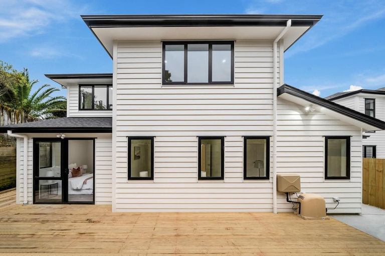 Photo of property in 11 Tawapou Close, Massey, Auckland, 0614
