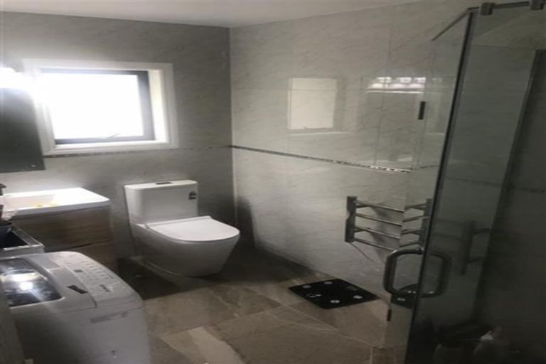 Photo of property in 2/20 Wedgwood Avenue, Mangere East, Auckland, 2024