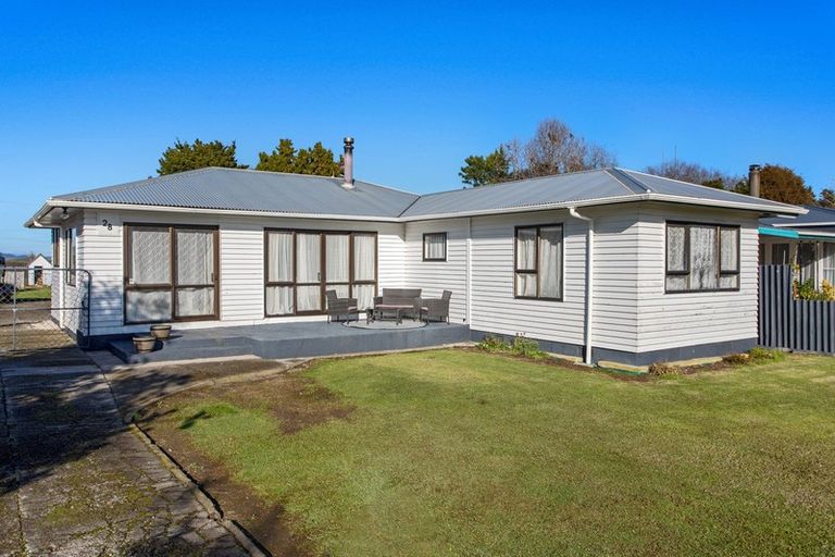 Photo of property in 28 Rimu Street, Edgecumbe, 3120