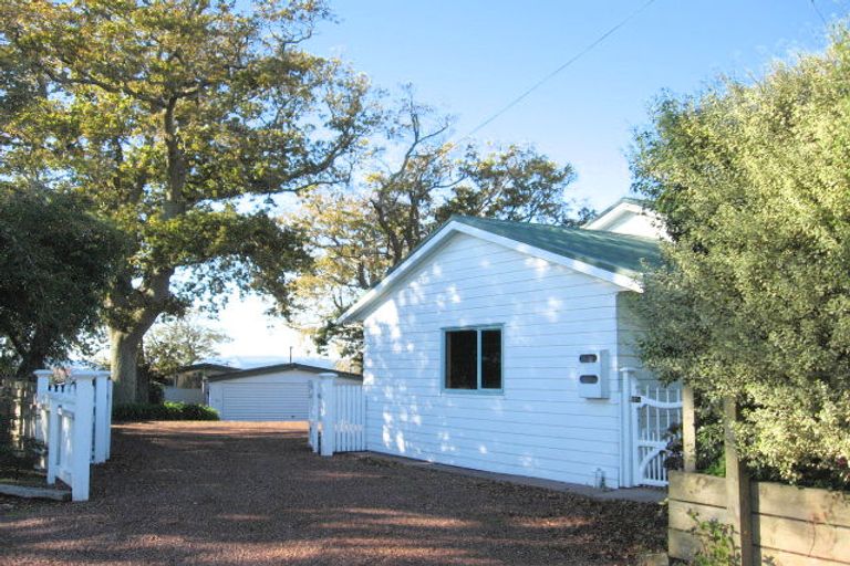 Photo of property in 87 Bleakhouse Road, Howick, Auckland, 2014