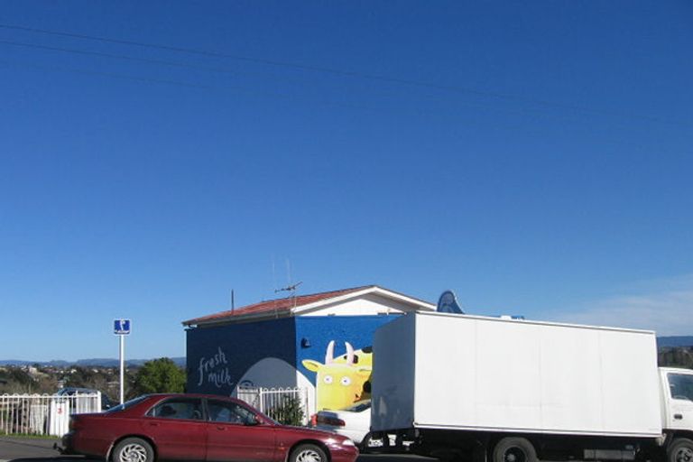 Photo of property in 3 Mitcham Avenue, Forest Lake, Hamilton, 3200