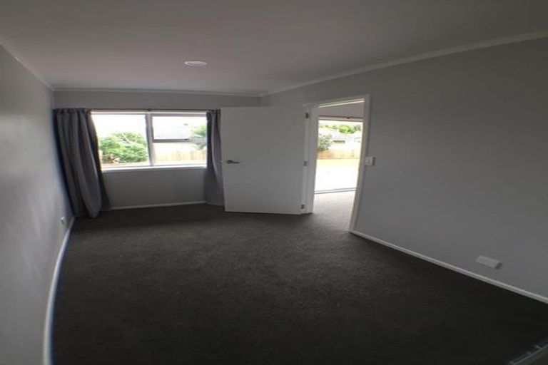 Photo of property in 686a Whangaparaoa Road, Stanmore Bay, Whangaparaoa, 0932