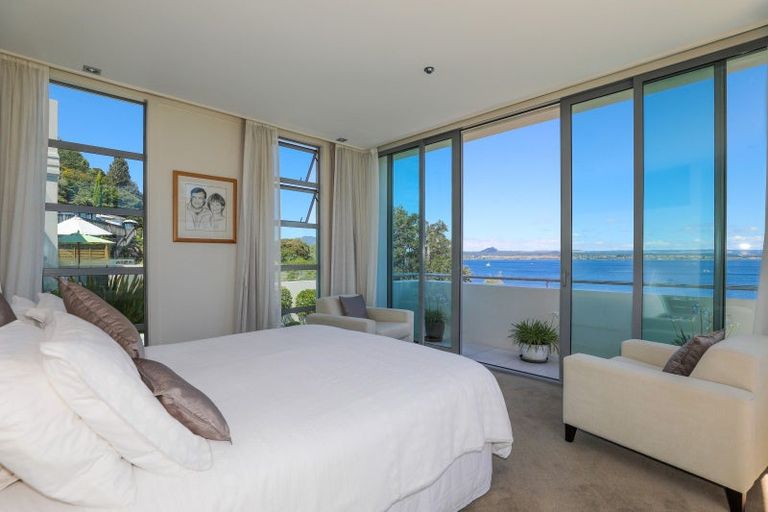 Photo of property in 1/852 Wily Terrace, Acacia Bay, Taupo, 3330