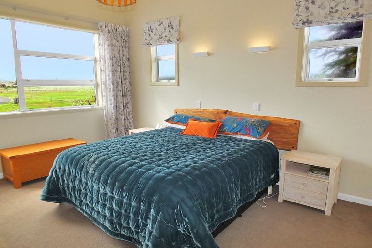 Photo of property in 50a Signal Street, Foxton Beach, Foxton, 4815