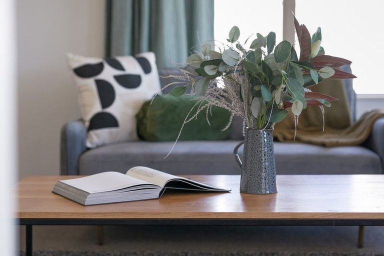 Photo of property in 15 Balmerino Grove, Waikanae, 5036