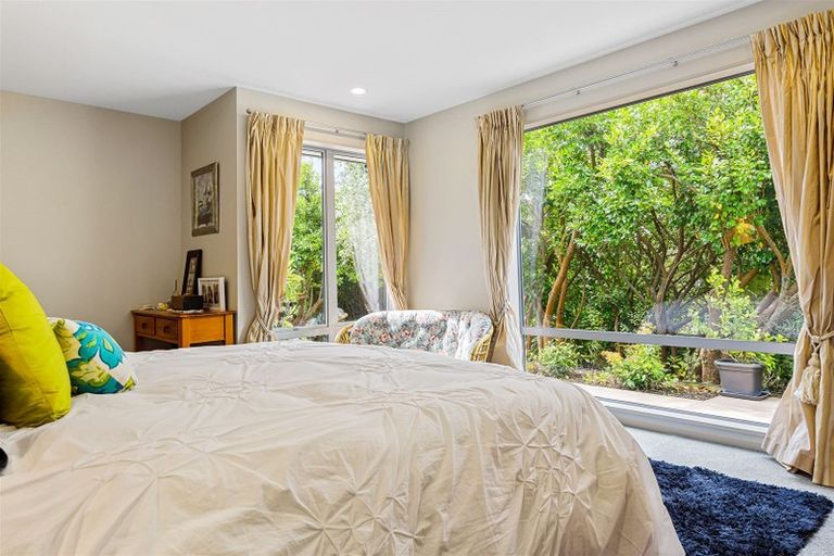 Photo of property in 32 Six Silvers Avenue, Halswell, Christchurch, 8025