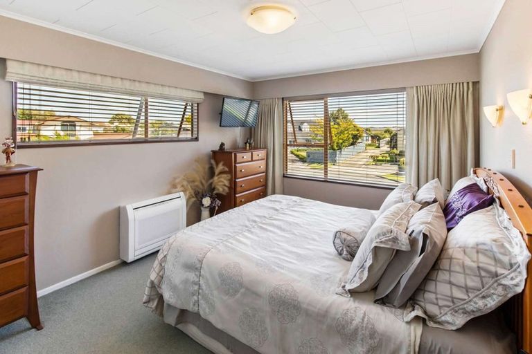 Photo of property in 19 Akepiro Place, Tawhero, Whanganui, 4501