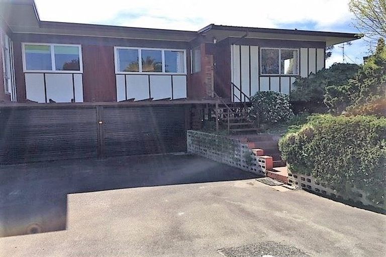 Photo of property in 4 Waikonini Place, Havelock North, 4130