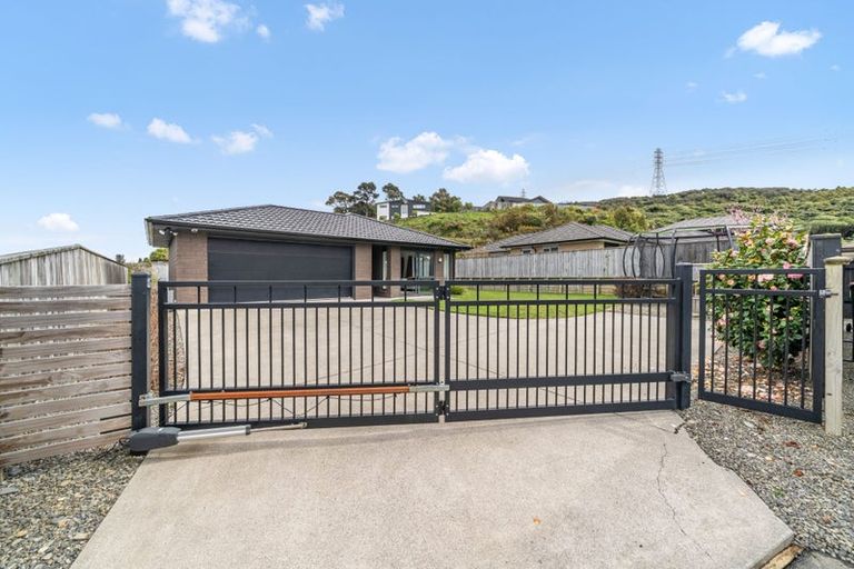 Photo of property in 107 Riverstone Drive, Riverstone Terraces, Upper Hutt, 5018
