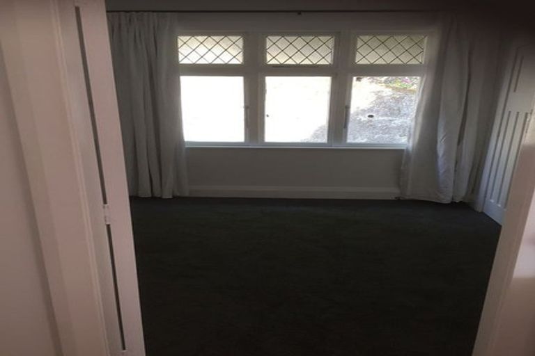 Photo of property in 20 Sugarloaf Road, Brooklyn, Wellington, 6021