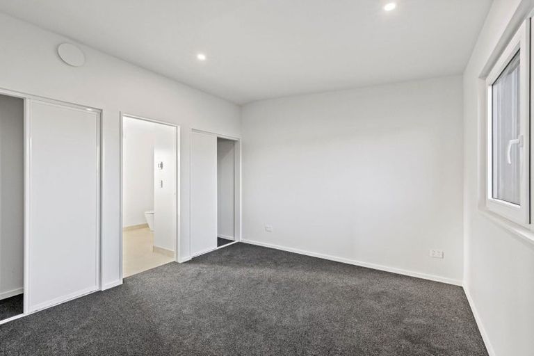 Photo of property in 2/22 Ward Street, Pukekohe, 2120